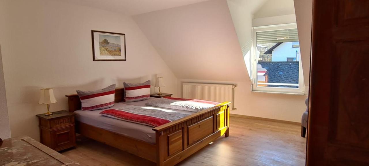 Ferienhaus Schnitzius Kinheim Ngoại thất bức ảnh